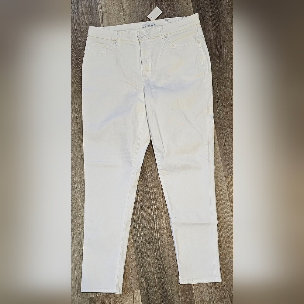LOFT White Skinny Jeans New with Tags